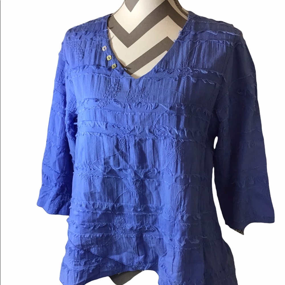 LULU-B women's blouse size S blue fringe detail tulip hem 100% cotton